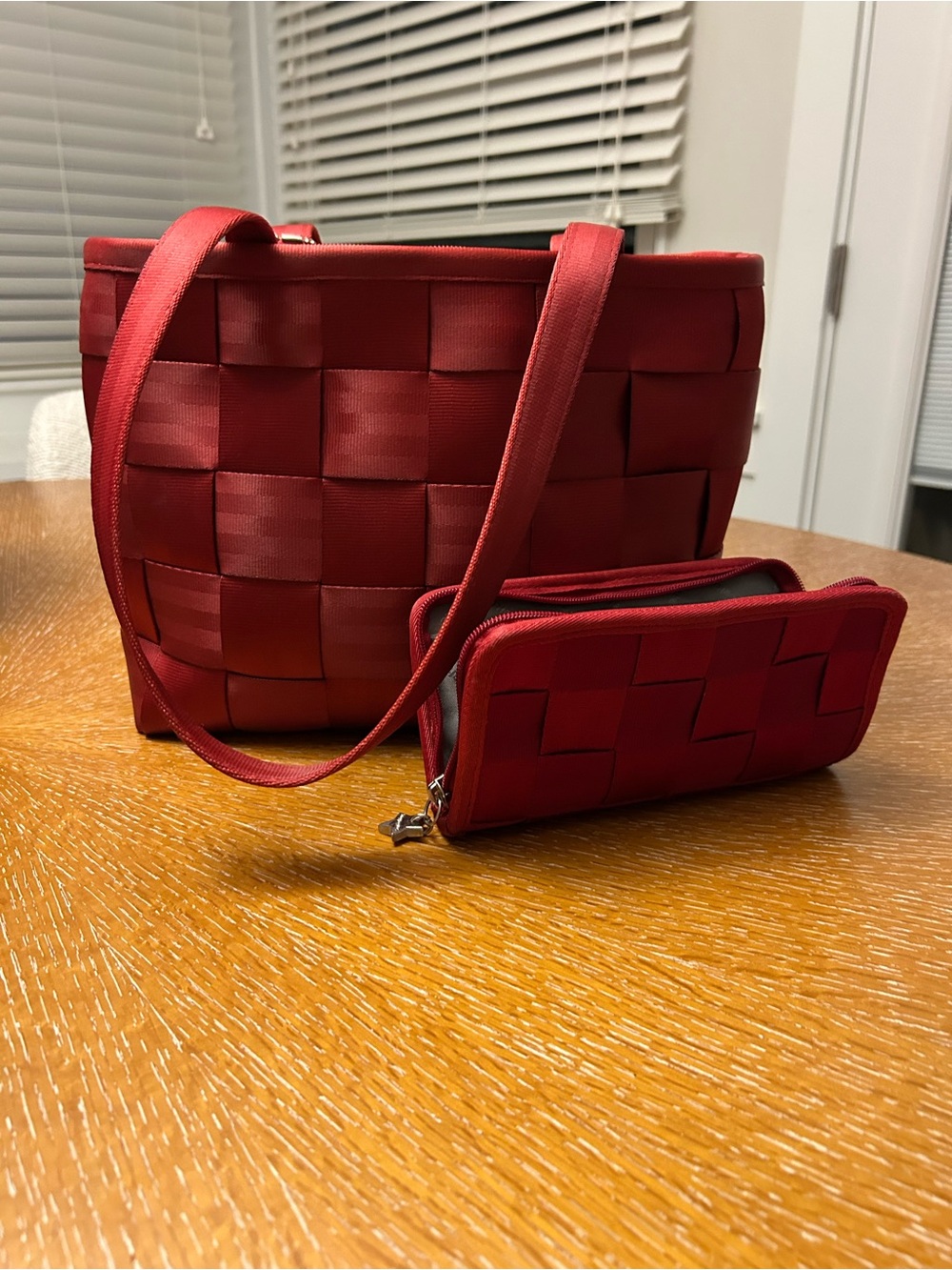 Harvey’s Seat Belt Red Original Woven Shoulder Bag with Matching Wallet